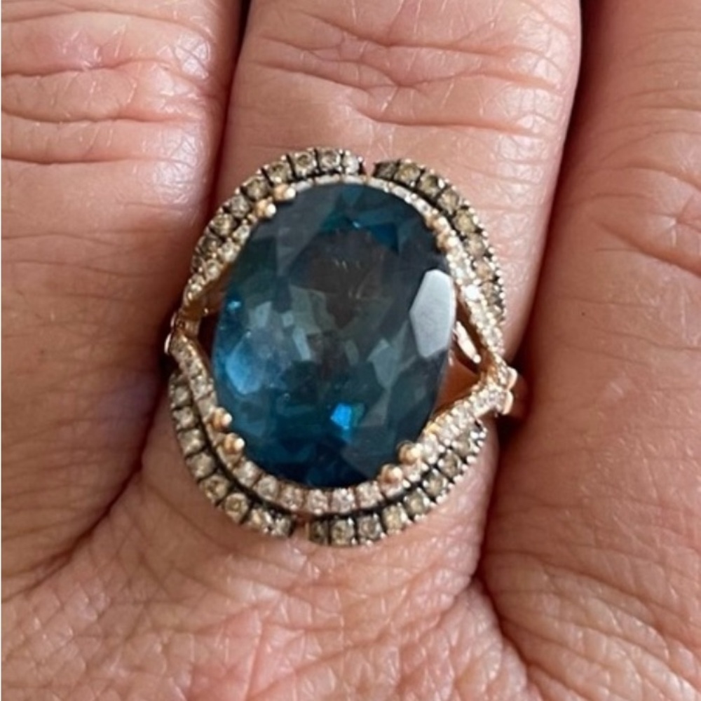 Elegant Blue Gemstone Ring with Gold Accents
